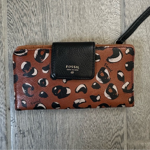 Fossil Sydney Tab Wallet Cheetah Print - Picture 1 of 6